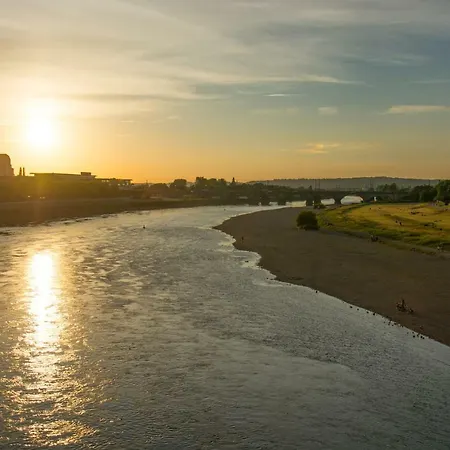 Apartment Mirabelle - Wohnen In Der Dresdner Neustadt