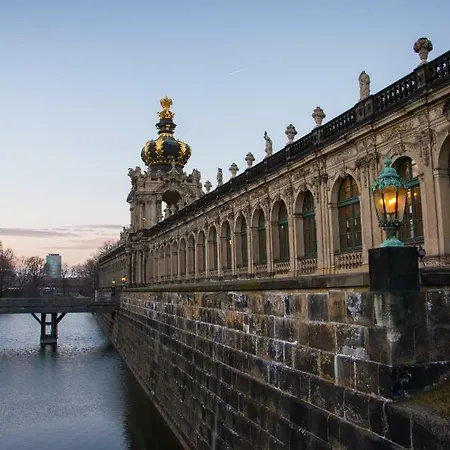 Apartment Mirabelle - Wohnen In Der Dresdner Neustadt